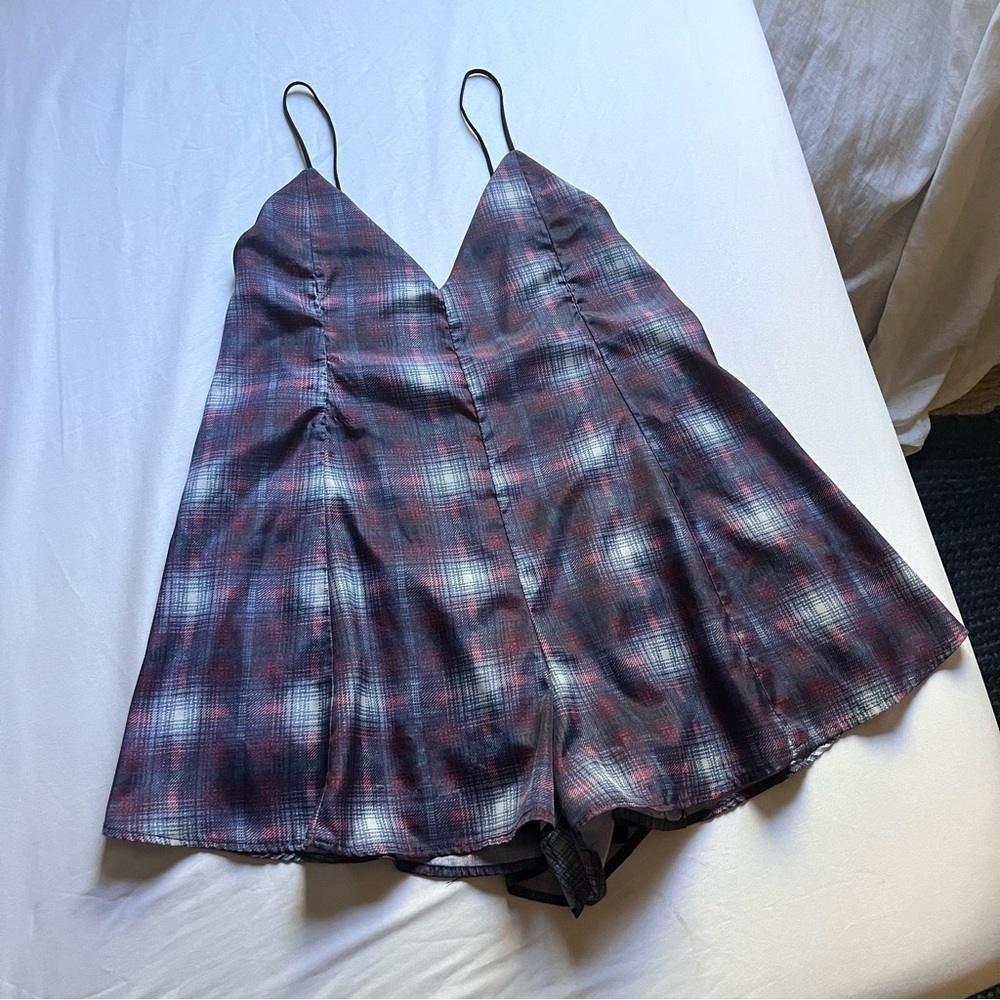 UNIF blue‎ plaid sleeveless romper